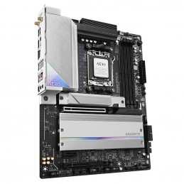 Gigabyte B650 AERO G (rev. 1.0) AMD B650 Pistoke AM5 ATX