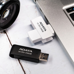 ADATA UC310 USB-muisti 256 GB USB A-tyyppi 3.2 Gen 1 (3.1 Gen 1) Valkoinen