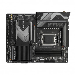Gigabyte X670 GAMING X AX V2 (rev. 1.0) AMD X670 Pistoke AM5 ATX