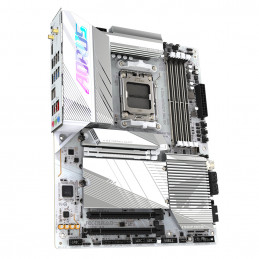 AORUS X670E PRO X emolevy AMD X670 Pistoke AM5 ATX
