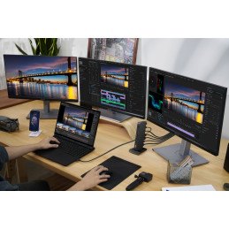 ASUS Triple 4K Thunderbolt 4 Dock DC500 Langallinen Musta