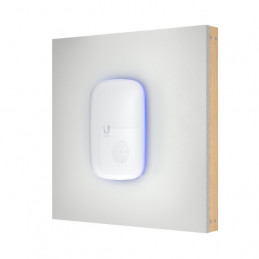 Ubiquiti UniFi6 Extender 4800 Mbit s Valkoinen