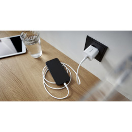 Intenso POWER ADAPTER USB-C 7802012 Universaali Valkoinen AC Pikalataus Sisätila