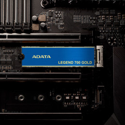 ADATA LEGEND 700 SLEG-700G-512GCS-S48 SSD-massamuisti M.2 512 GB PCI Express 3.0 3D NAND NVMe