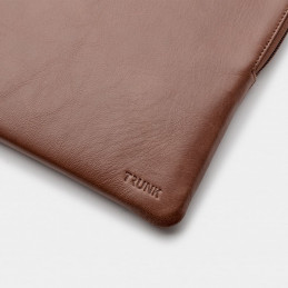 Trunk Leather Sleeve 35,6 cm (14") Suojakotelo Ruskea