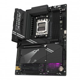 GIGABYTE X870 A ELITE WIFI7 emolevy AMD X870 Pistoke AM5 ATX