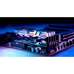 G.Skill Trident Z Royal F4-3600C16Q-64GTESC muistimoduuli 64 GB 4 x 16 GB DDR4 3600 MHz
