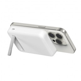 Belkin BoostCharge Pro 8000 mAh Langaton lataaminen Valkoinen