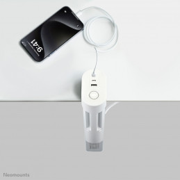 Neomounts DS22-840WH6 jatkojohto 1,4 m 3 AC-pistorasia(a) Sisätila Valkoinen