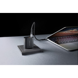 Intenso 7803010 virta-adapteri ja vaihtosuuntaaja Sisätila 30 W musta