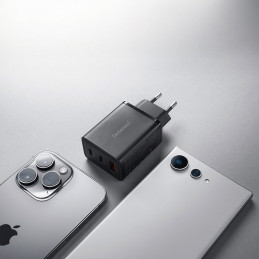 Intenso 7806510 virta-adapteri ja vaihtosuuntaaja Sisätila 65 W musta