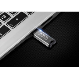 ADATA UV250 USB-muisti 32 GB USB A-tyyppi 2.0 Hopea