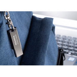 ADATA UV250 USB-muisti 32 GB USB A-tyyppi 2.0 Hopea