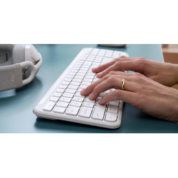Logitech Signature Slim K950