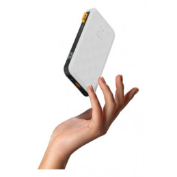 Xtorm FS5100U akku- ja paristolaturi Litium polymeeri (LiPo) 10000 mAh Valkoinen