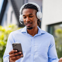 Logitech Zone Wireless 2 ES Kuulokkeet Langallinen & langaton Pääpanta Puhelut Musiikki USB Type-C Bluetooth Valkoinen