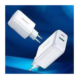 Ugreen 60468 mobiililaitteen laturi Tabletti, Puhelin, Universaali Valkoinen AC Pikalataus Sisätila
