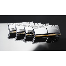 G.Skill Trident Z Royal F4-3200C16Q2-128GTRS muistimoduuli 128 GB 8 x 16 GB DDR4 3200 MHz