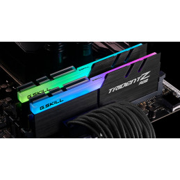 G.Skill Trident Z RGB F4-3600C18D-32GTZR muistimoduuli 32 GB 2 x 16 GB DDR4 3600 MHz
