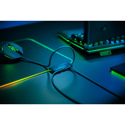 Razer Firefly V2 Pelihiirimatto Musta