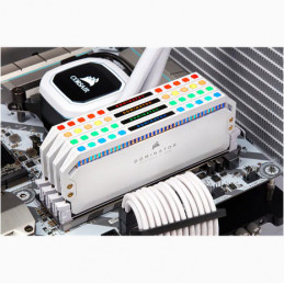 Corsair Dominator CMT16GX4M2E3200C16W muistimoduuli 16 GB 2 x 8 GB DDR4 3200 MHz