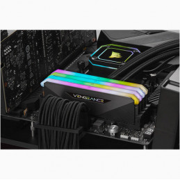 Corsair Vengeance CMN32GX4M4Z3600C18 muistimoduuli 32 GB 4 x 8 GB DDR4 3600 MHz