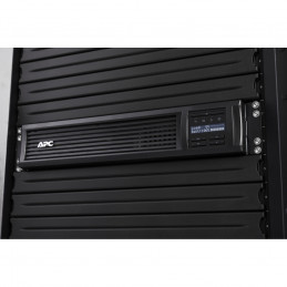 APC SMT750RMI2UC UPS-virtalähde Linjainteraktiivinen 0,75 kVA 500 W 4 AC-pistorasia(a)