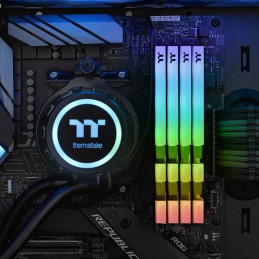 Thermaltake TOUGHRAM RGB muistimoduuli 32 GB 2 x 16 GB DDR4 3600 MHz