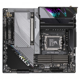 Gigabyte X670E AORUS MASTER (REV. 1.0) emolevy AMD X670 Socket AM5 ATX