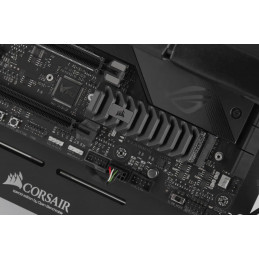 Corsair MP600 PRO XT M.2 8000 GB PCI Express 4.0 3D TLC NAND NVMe